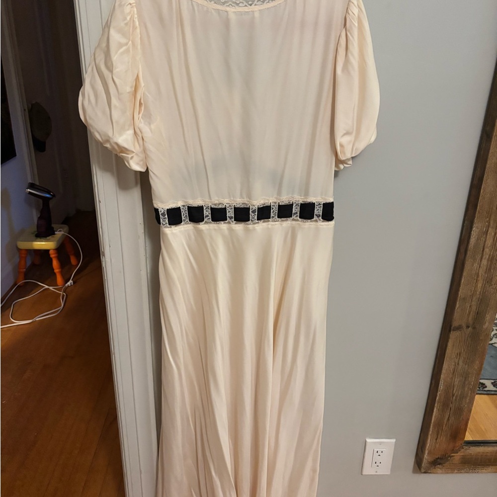Doen Augustina Dress in Candlelight SIZE XL - Picture 6 of 6